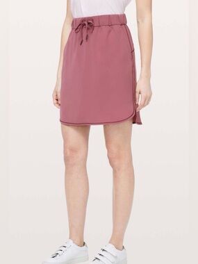Lululemon On The Fly Skirt *Woven